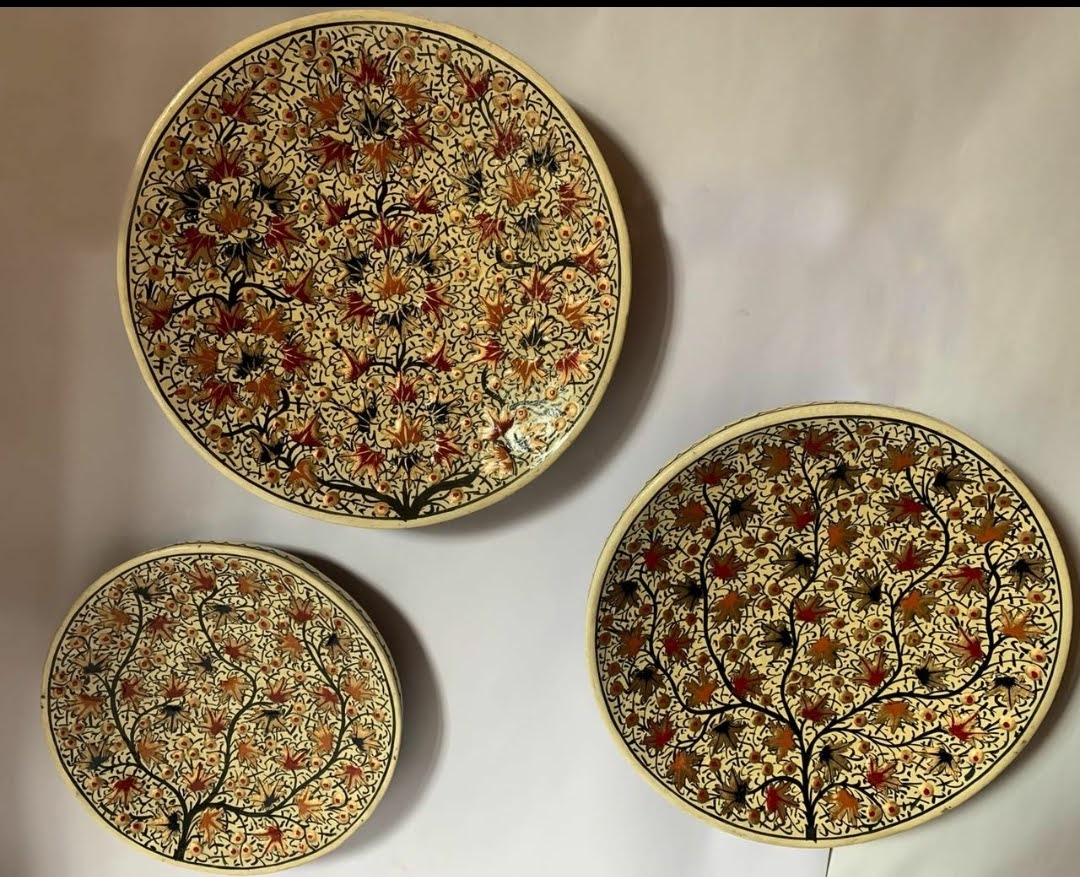 How Kashmiri Handicrafts Keep Centuries-Old Traditions Alive