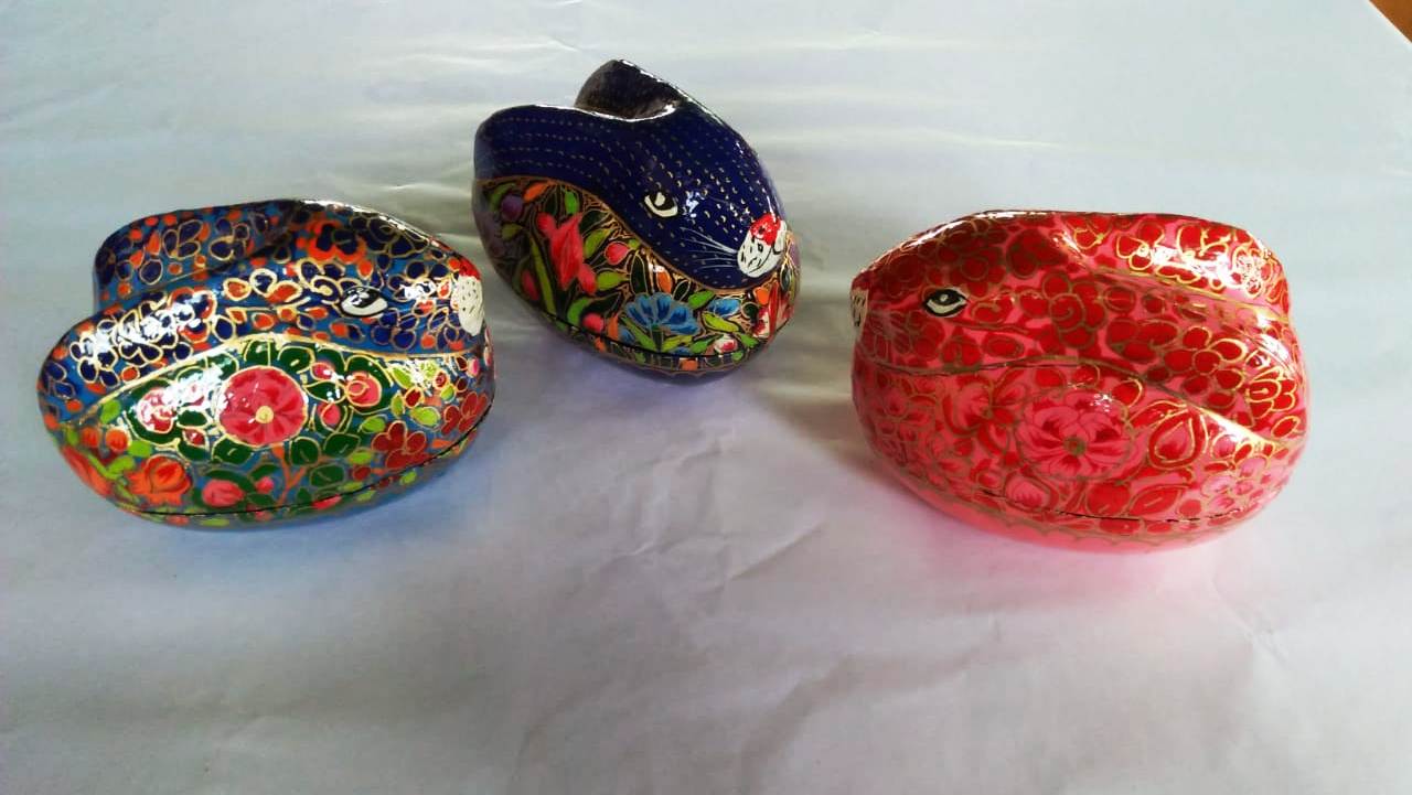 4-Inch Papier Mache Rabbit Boxes