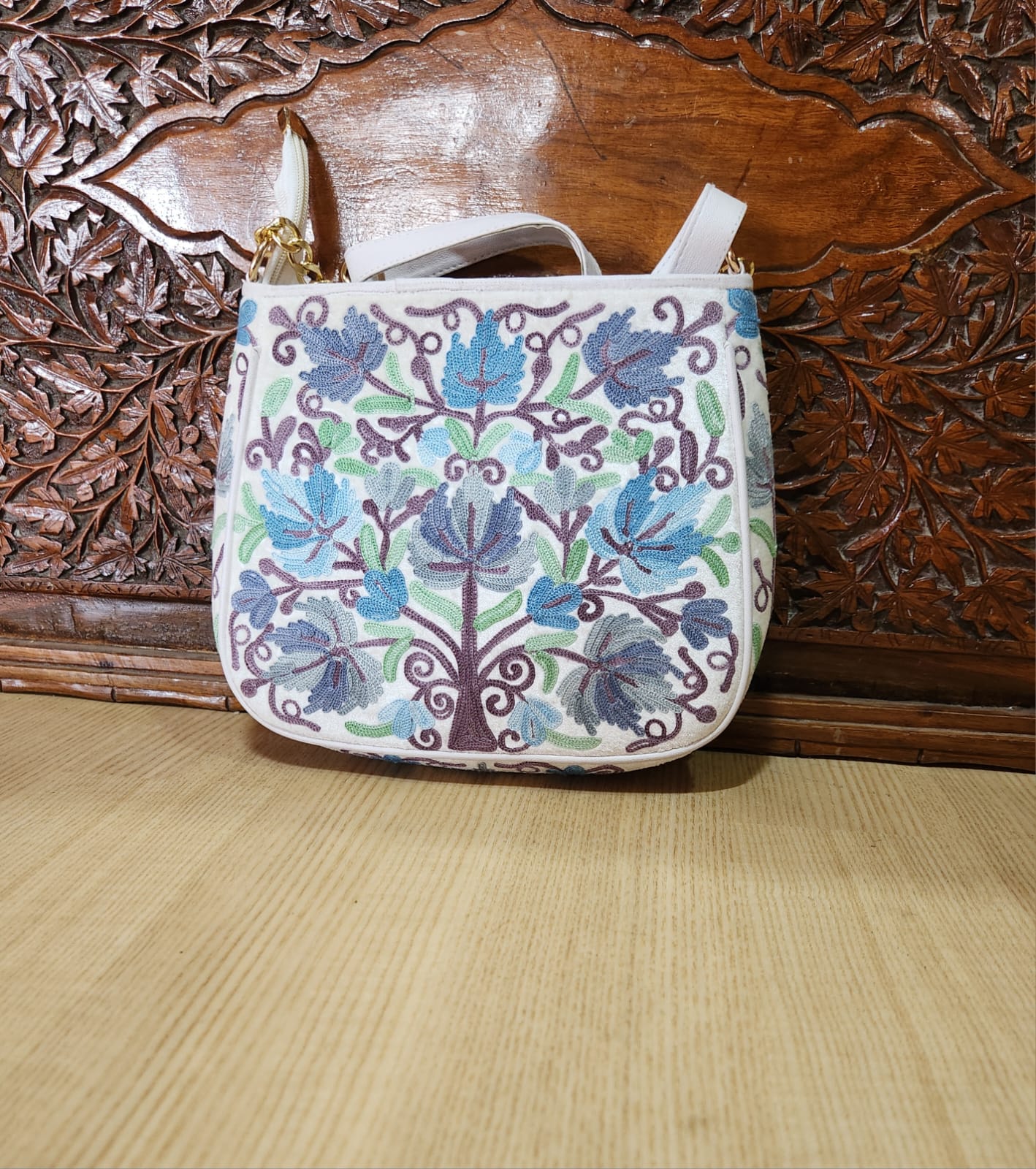 Ari Embroidery Quad Sling Bags