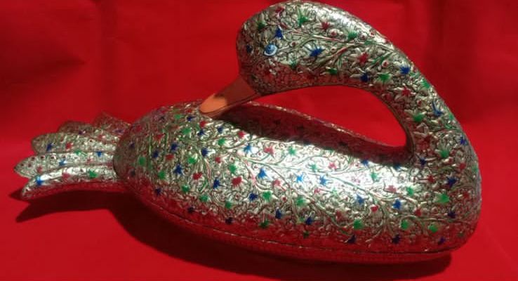 Premium Kashmiri Papier Mache Swan in Pure Gold
