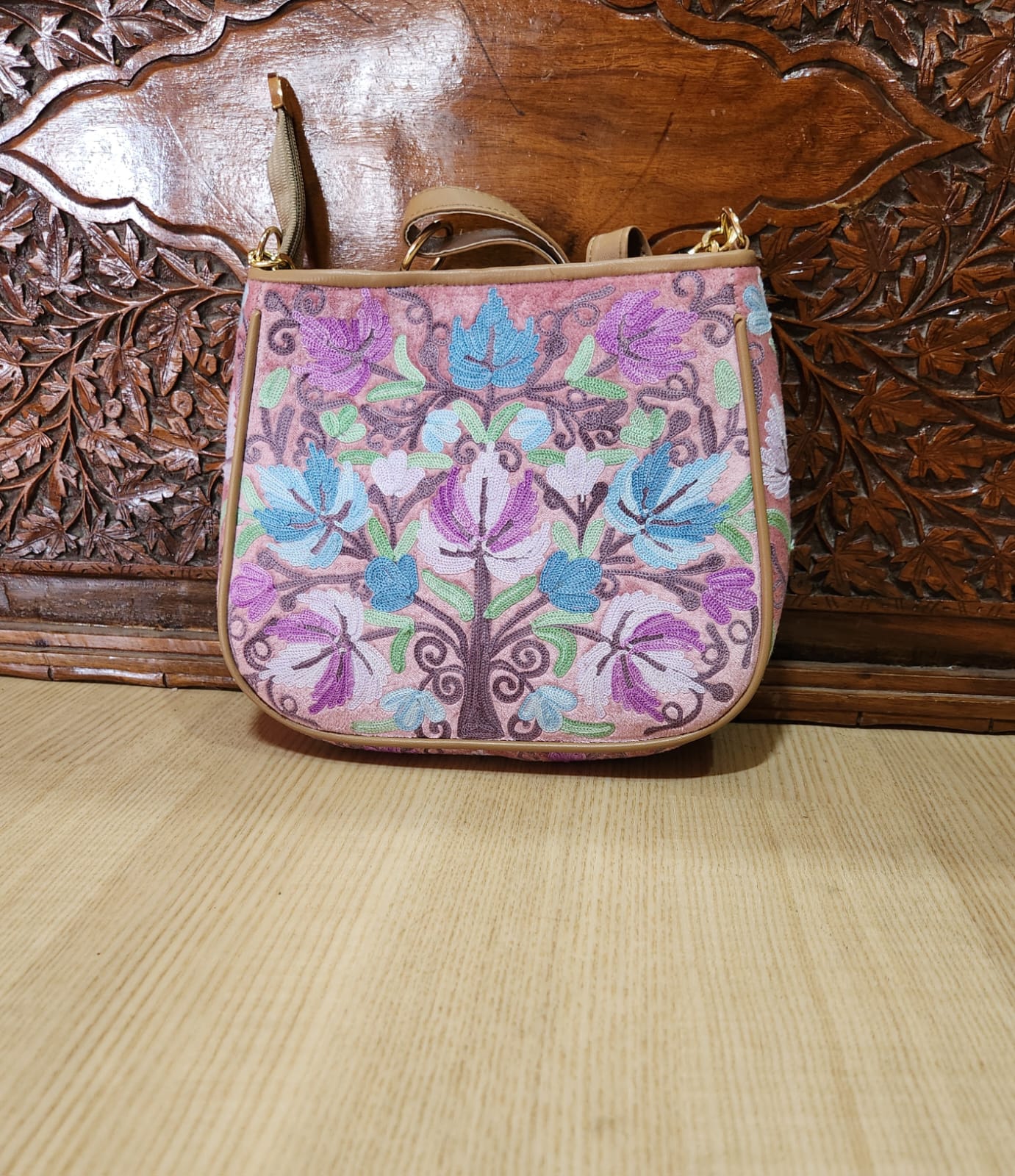 Ari Embroidery Quad Sling Bags