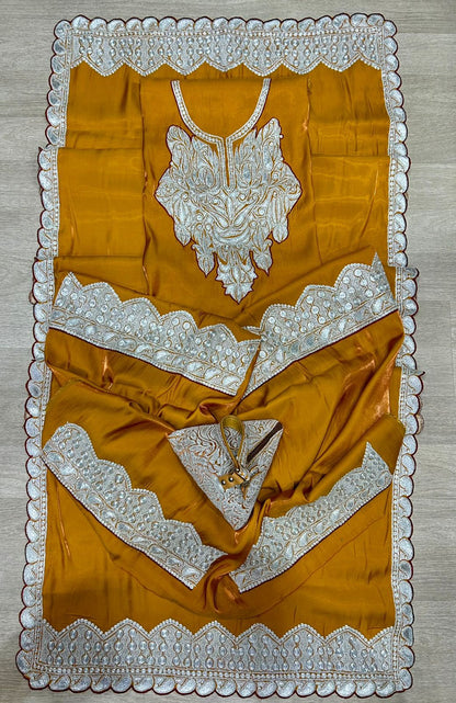 Exquisite Makhmal Bridal Ensemble