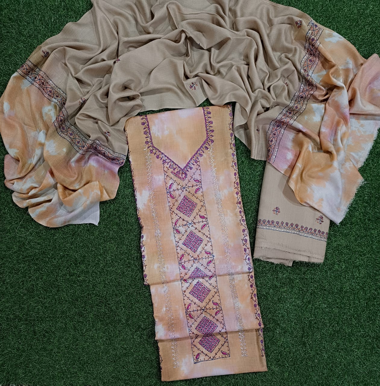 Premium DigitalDye Count Woolen Suits - Design 5