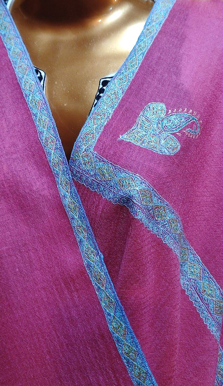 Pashmina Kashmiri Shawl Pink, Thick Border Embroidery - Image 2