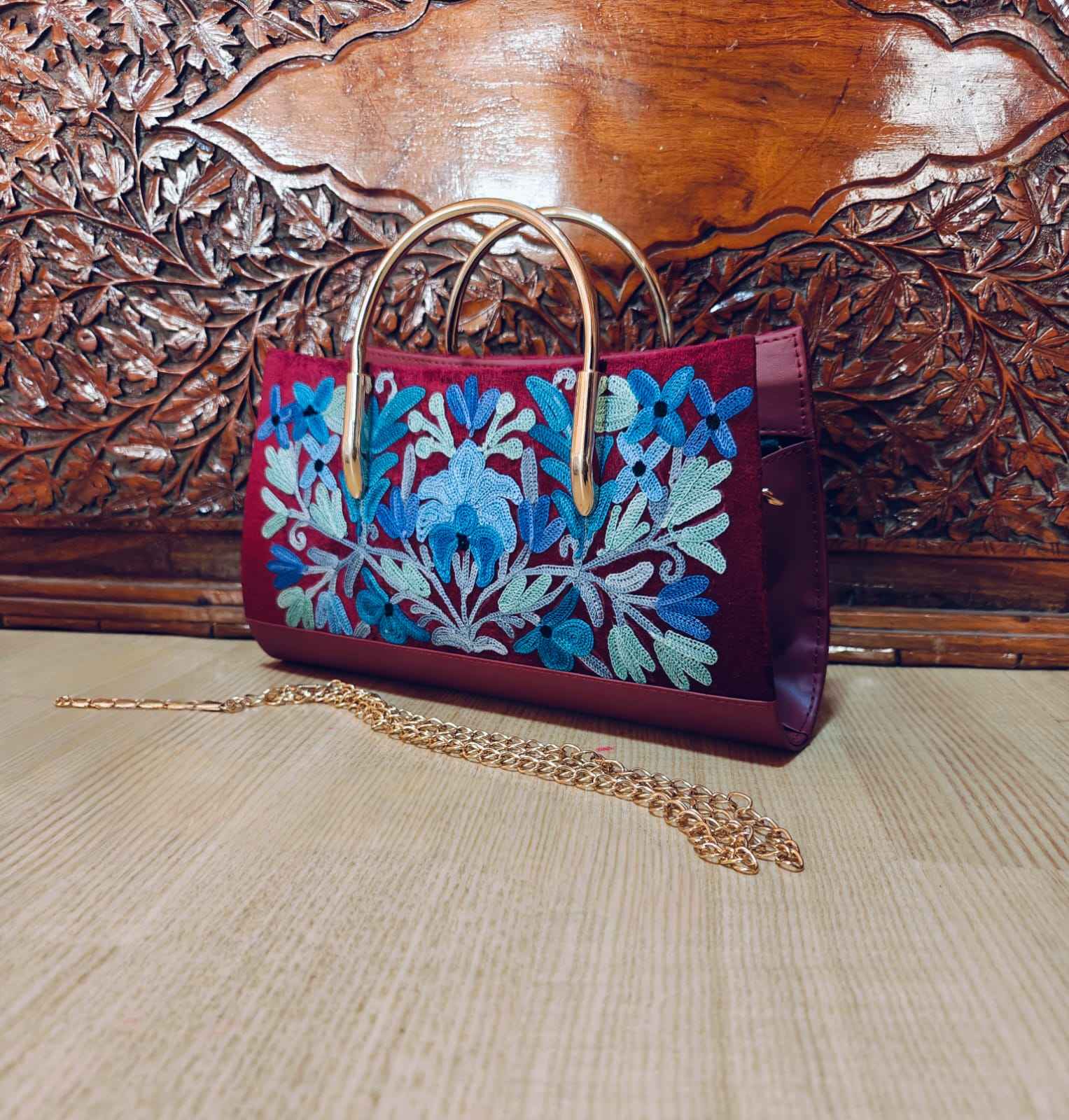 Kashmiri Handcrafted Ari Embroidery Handbags – Timeless Elegance from the Valley
